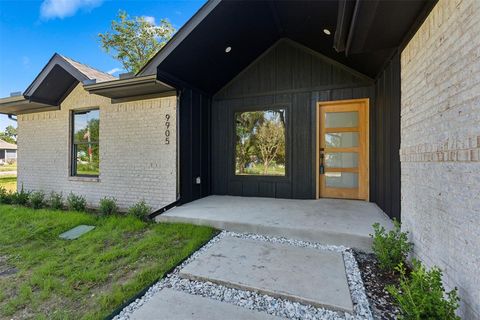 9905 Glenrio Lane Dallas TX 75220