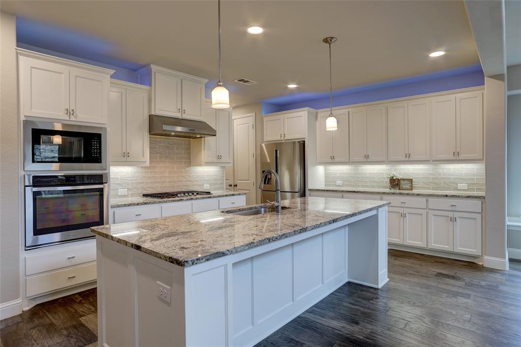 Castle Hills - Ph - Residential