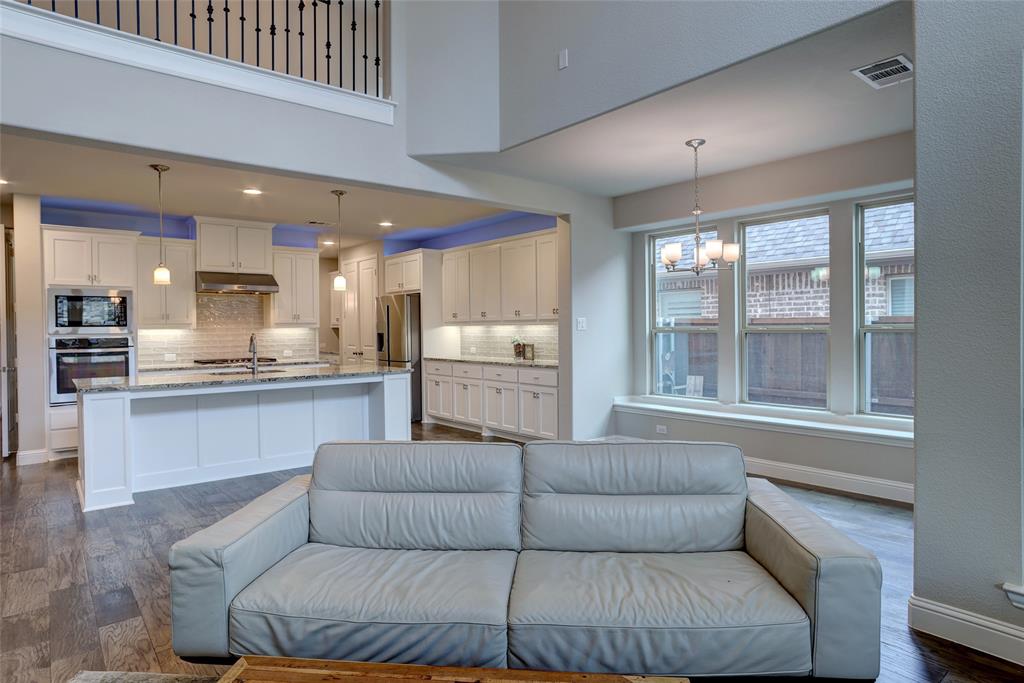 Castle Hills - Ph - Residential