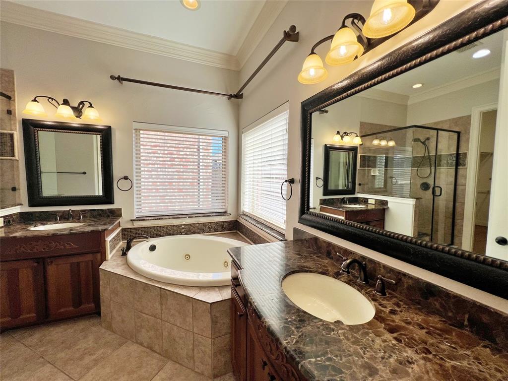 Town Homes At Legacy Town Center Ph Four The - Residential Lease