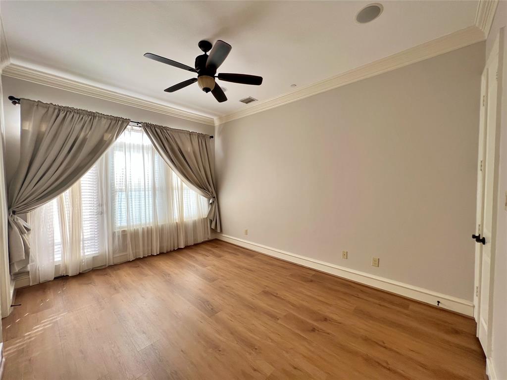 Town Homes At Legacy Town Center Ph Four The - Residential Lease