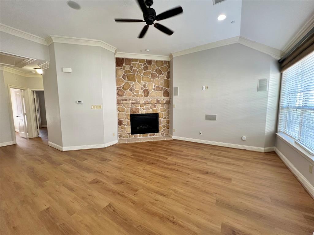 Town Homes At Legacy Town Center Ph Four The - Residential Lease