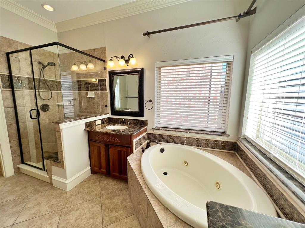 Town Homes At Legacy Town Center Ph Four The - Residential Lease