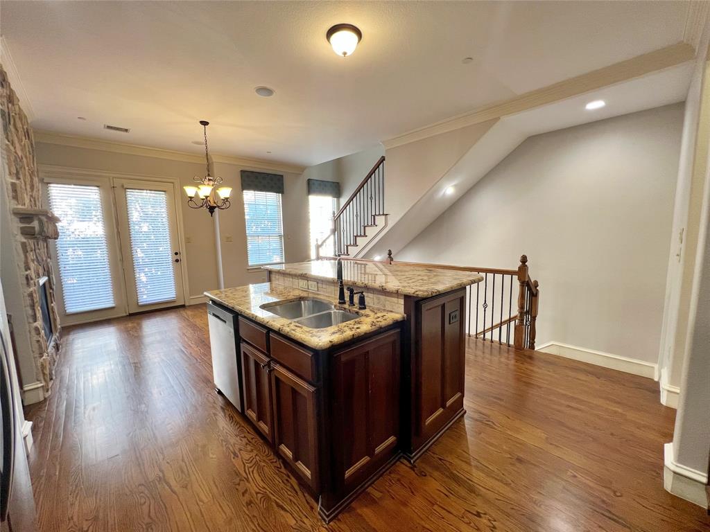 Town Homes At Legacy Town Center Ph Four The - Residential Lease