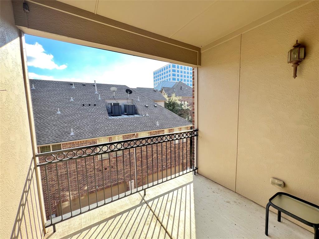 Town Homes At Legacy Town Center Ph Four The - Residential Lease