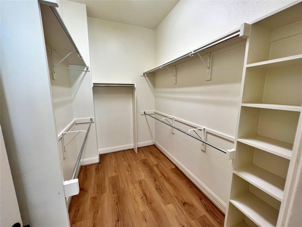 Town Homes At Legacy Town Center Ph Four The - Residential Lease