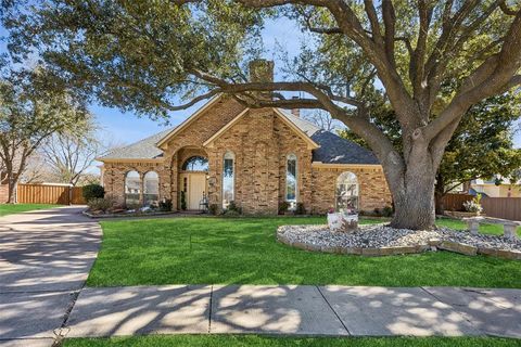 6502 Barclay Lane Garland TX 75044