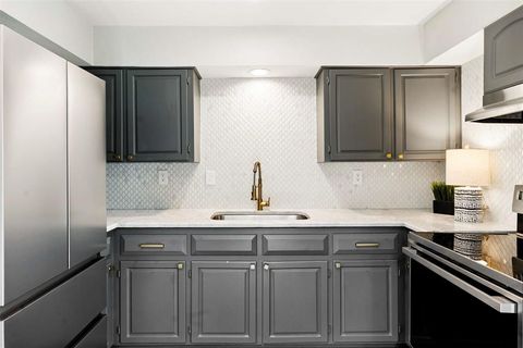 Tiny photo for 4518 Fairway Avenue, Highland Park, TX 75219 (MLS # 21206019)