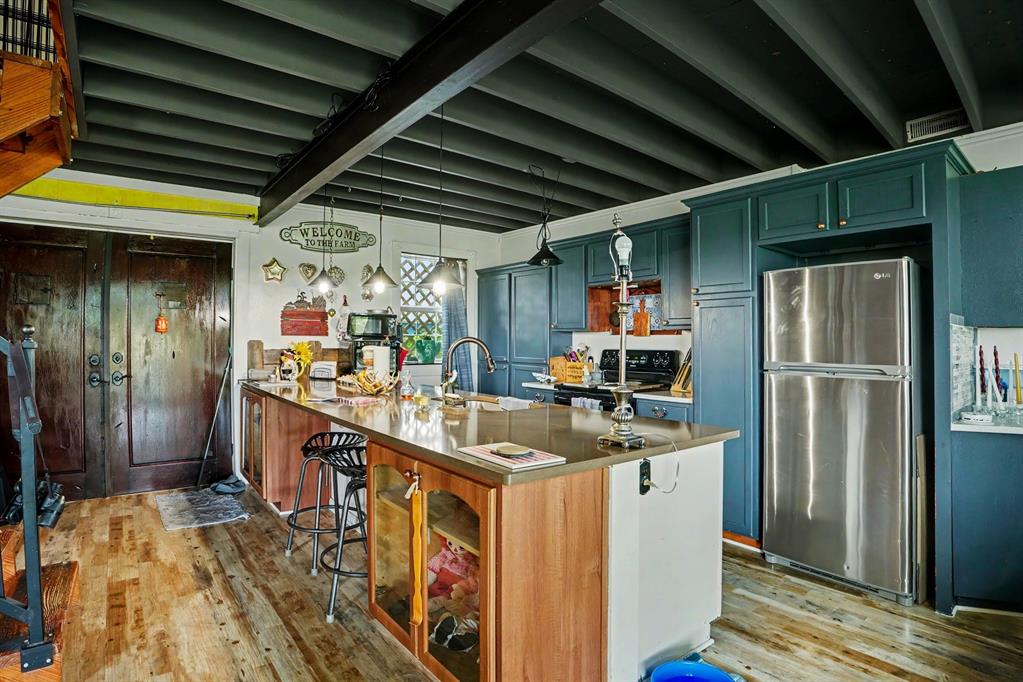 1712 Wilson Road
