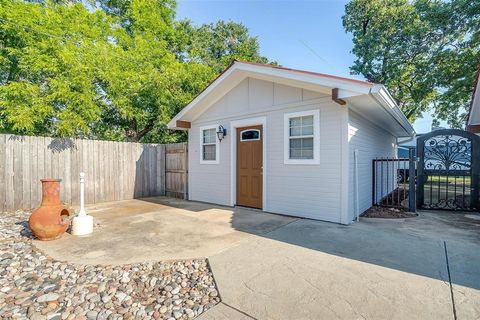 A home in Burleson