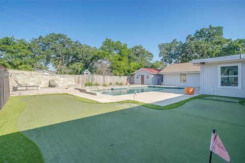 A home in Burleson