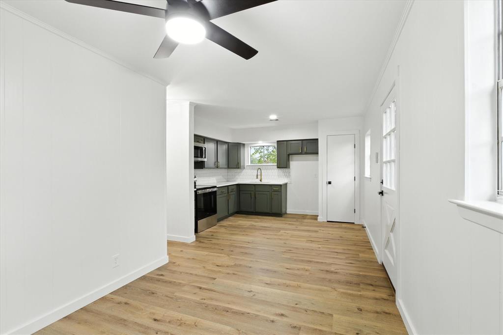 6 Paris Drive