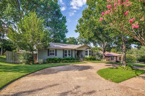 Photo of 321 Westway Drive, Rockwall, TX 75087 (MLS # 21339583)