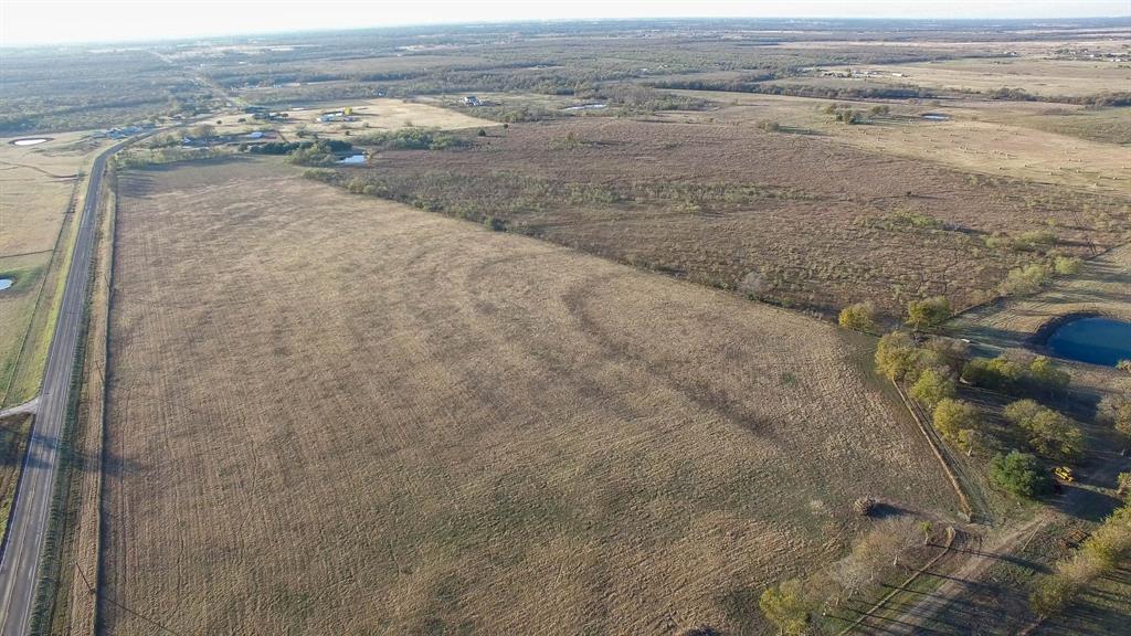 MORDECIA C HOWARD - Land