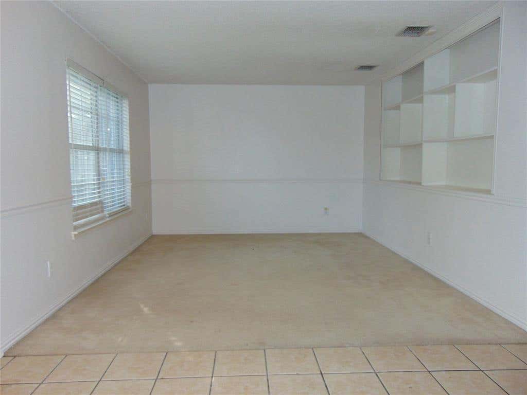 Photo of 7009 Oconnor Street, Arlington, TX 76002 (MLS # 21357314)