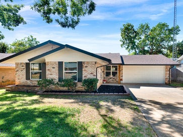 1926 Normandy Drive Irving TX 75060