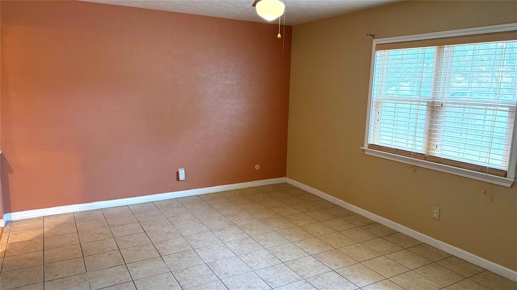 3832 Mulberry Lane
