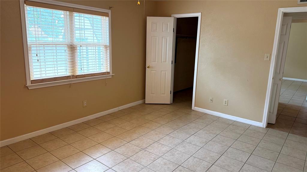 3832 Mulberry Lane