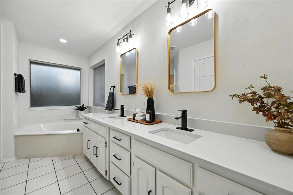 Lake Country Estates Add - Residential