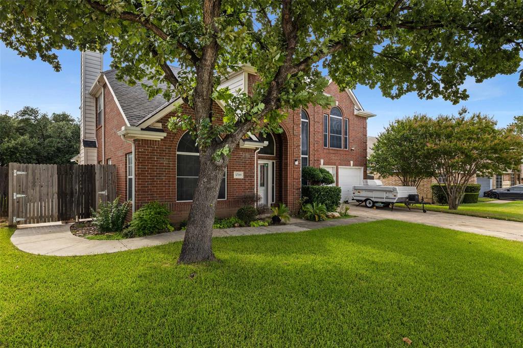 5709 Christy Lane