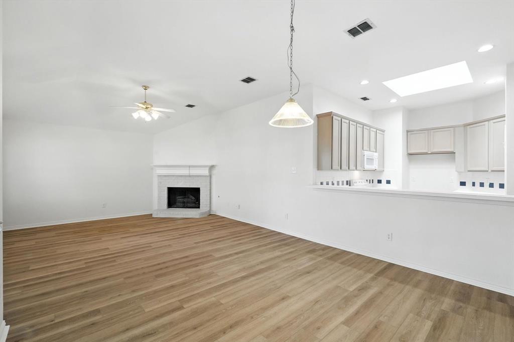 Hilltop Estate Ph 2 Lewisville - Residential