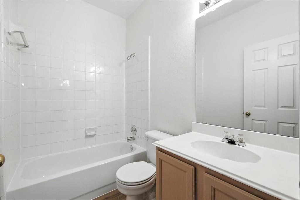 Hilltop Estate Ph 2 Lewisville - Residential