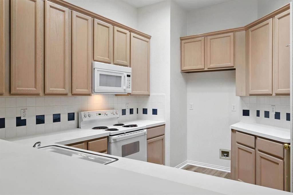 Hilltop Estate Ph 2 Lewisville - Residential