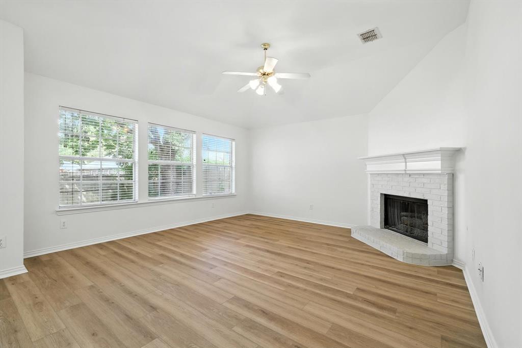 Hilltop Estate Ph 2 Lewisville - Residential