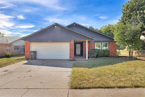Photo of 3209 Misty Court, Bedford, TX 76021 (MLS # 21087174)