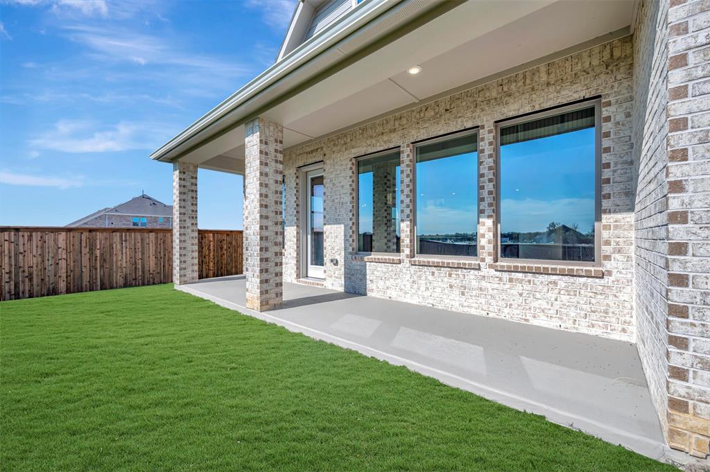 Northshore at Lakewood Village - Residential