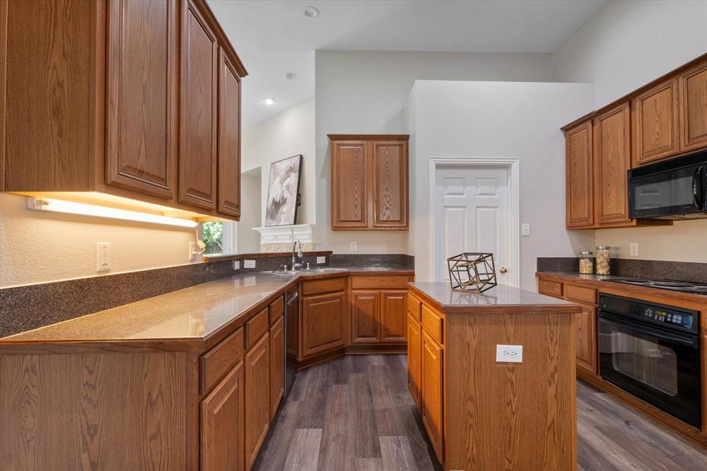 Grand Traditions At Stonebridge Ranch - Residential