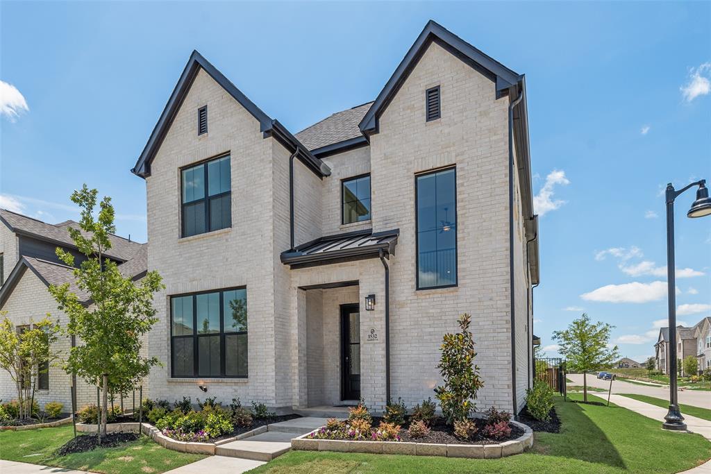 1532 Sandhill Lane