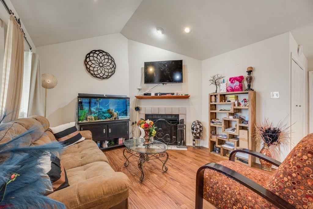 Wykeham-Wykeham Condos - Residential