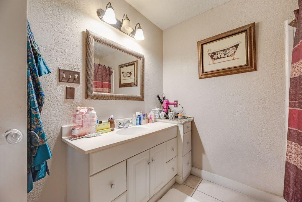 Wykeham-Wykeham Condos - Residential