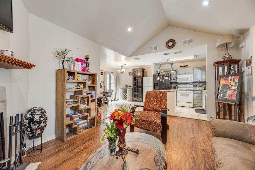 Wykeham-Wykeham Condos - Residential