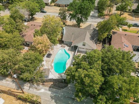Tiny photo for 742 Austrian Road, Grand Prairie, TX 75050 (MLS # 21209313)