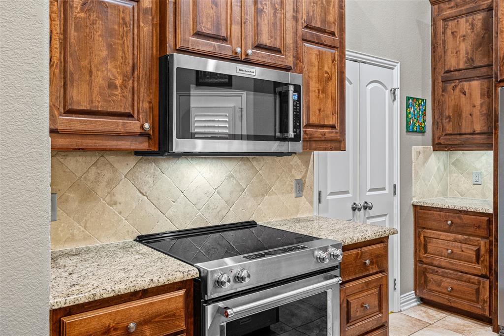 Cobblestone Court - Residential