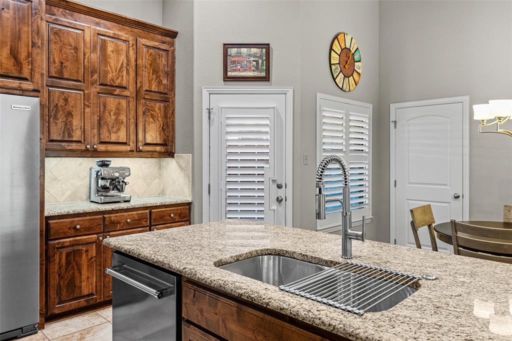 Cobblestone Court - Residential