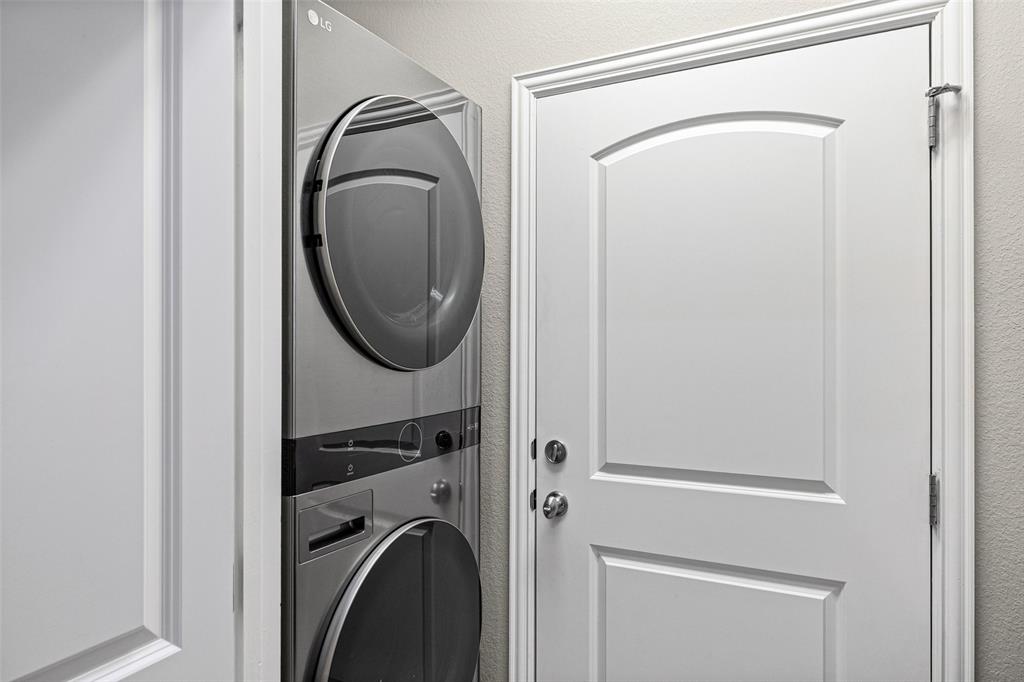 Cobblestone Court - Residential