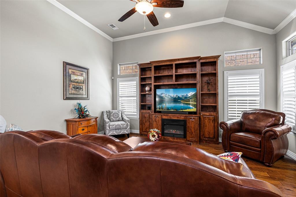 Cobblestone Court - Residential