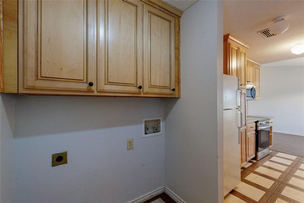 High Mdws 02 - Residential Lease