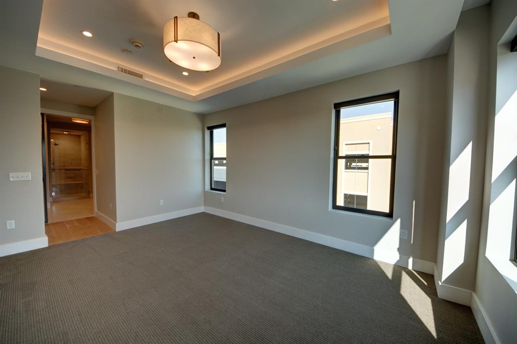 Parkview Condo - Residential