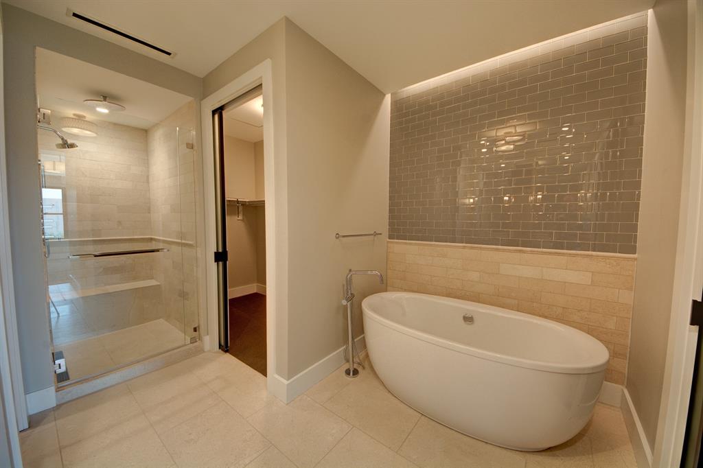 Parkview Condo - Residential