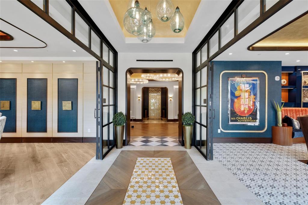 Parkview Condo - Residential