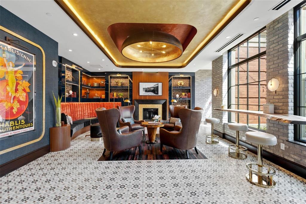 Parkview Condo - Residential