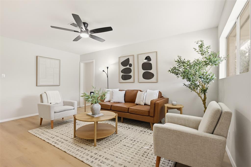 3616 Venice Drive