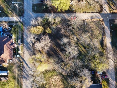 330 E Waco Avenue Cooper TX 75432