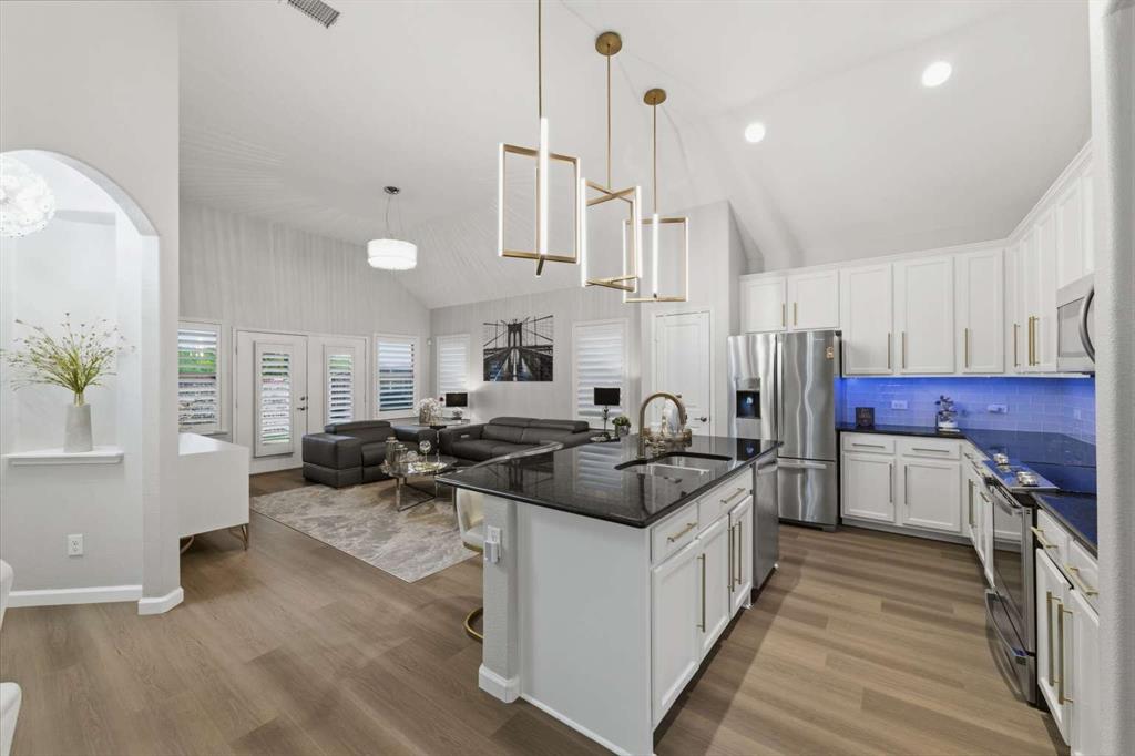 5617 Buffalo Springs Drive