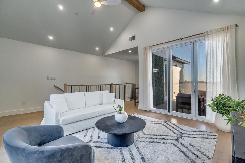 Dallas Land & Loan 03 - Residential