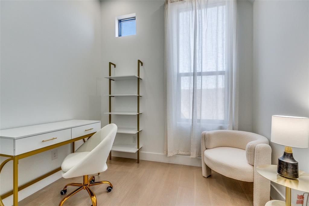 Dallas Land & Loan 03 - Residential